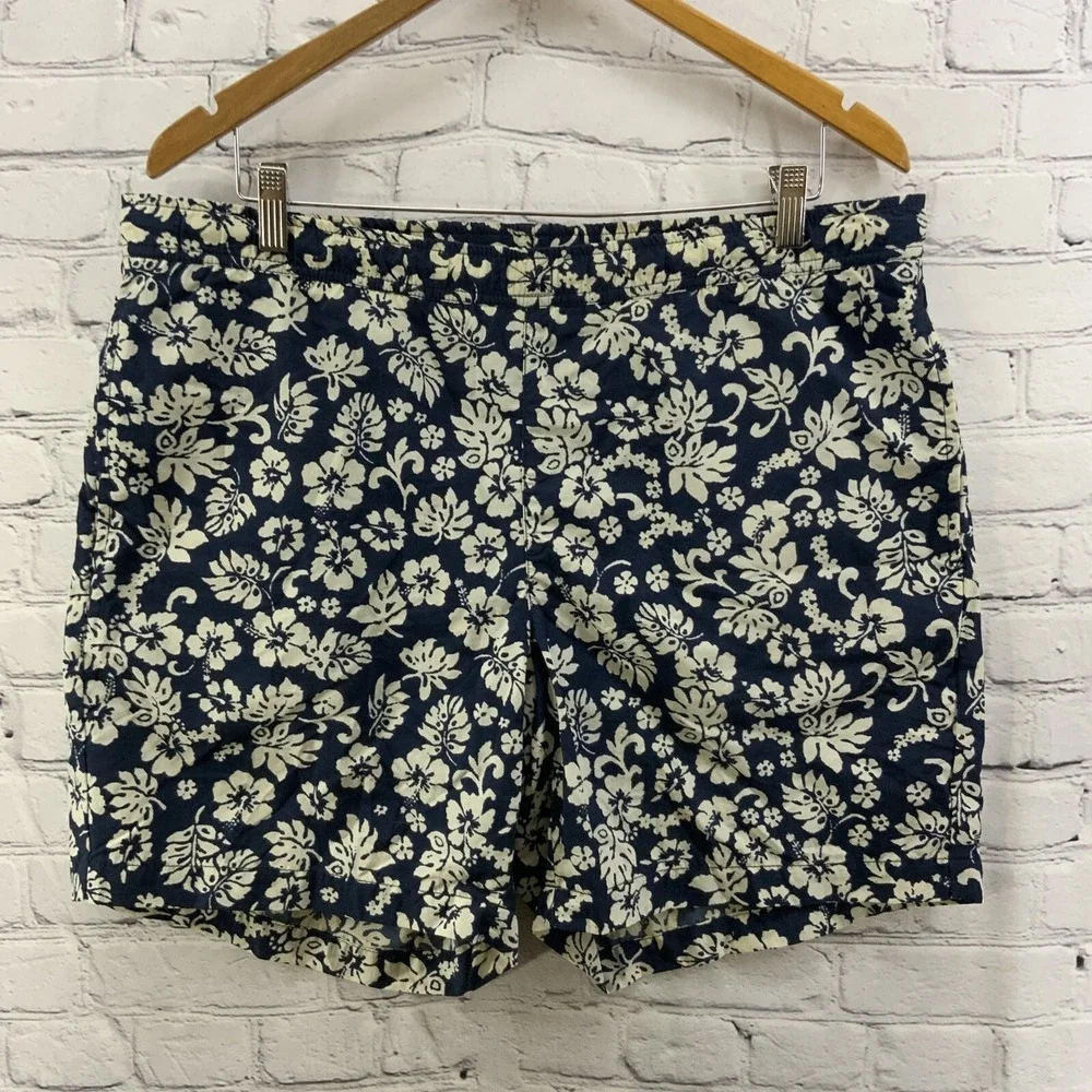 Eddie Bauer Sports Shorts Mens Sz M Mesh Lining Floral Print Swim Trunks